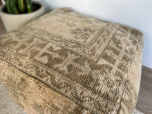 Load image into Gallery viewer, #04 Vintage Floor Pouf