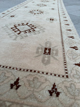 Load image into Gallery viewer, BEGUM 2’6 x 9’5 ft/ 75 x285 cm