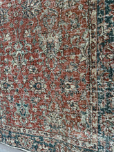 Load image into Gallery viewer, BULUT 4’5 x 7’6 ft / 133 x 230cm