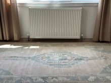 Load image into Gallery viewer, BILGE 4’9 x 7’9 ft