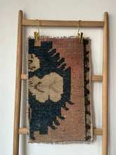 Load image into Gallery viewer, TINY RUG No. 01