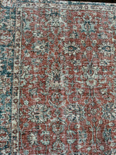 Load image into Gallery viewer, BULUT 4’5 x 7’6 ft / 133 x 230cm