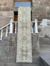 Load image into Gallery viewer, EROL 89 x 350 cm / 2’11 x 11’6 ft