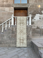 Load image into Gallery viewer, EROL 89 x 350 cm / 2’11 x 11’6 ft