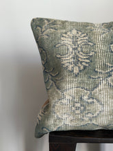 Load image into Gallery viewer, No. 149 Vintage Pillow Case
