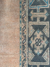 Load image into Gallery viewer, TINY RUG No. 02