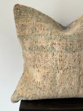 Load image into Gallery viewer, No. 085 Rug Pillow Case 16”x16” / 40x40 cm