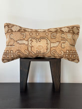 Load image into Gallery viewer, No. 097 Lumbar Rug pillow 12”x23”