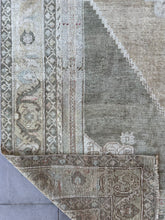 Load image into Gallery viewer, AYTEN 5’3 x 8’11 ft /160 x 270 cm