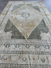 Load image into Gallery viewer, AYTEN 5’3 x 8’11 ft /160 x 270 cm