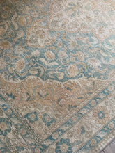 Load image into Gallery viewer, DAMLA 4’2 X 6’8FT / 128 X 203 CM