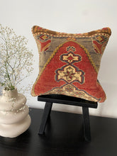 Load image into Gallery viewer, No . 074 Rug Pillow Case 15” X 15” / 39 x 39 cm