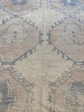 Load image into Gallery viewer, KARS 5’9 X 9 Ft / 176 X 273 Cm