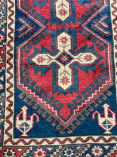 Load image into Gallery viewer, VOLKAN 2’6 X 4’4 FT / 76 X 132 CM