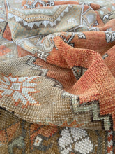 Load image into Gallery viewer, AFRIDI 5 X 7’2 FT / 151 X 218 CM