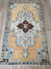 Load image into Gallery viewer, AYLA 4’2 X 7’2 FT / 126 X 220 CM