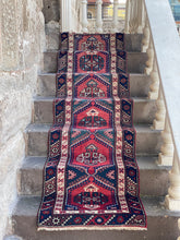 Load image into Gallery viewer, KADIR 2’4 X 9’10 FT / 69 X 300 CM