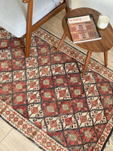 Load image into Gallery viewer, CENK 3’2 X 5’8 FT / 96 X170 CM (KILIM)