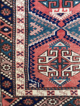 Load image into Gallery viewer, KADIR 2’4 X 9’10 FT / 69 X 300 CM