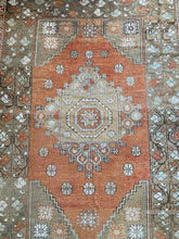 Load image into Gallery viewer, AFRIDI 5 X 7’2 FT / 151 X 218 CM