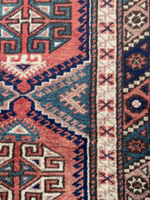 Load image into Gallery viewer, KADIR 2’4 X 9’10 FT / 69 X 300 CM