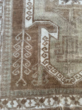 Load image into Gallery viewer, ILKAY 5’8 x 7’2 Ft / 171 x 219 Cm