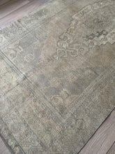 Load image into Gallery viewer, BORA 4’4 x 8’9 Ft / 130 x 270 cm