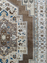 Load image into Gallery viewer, KUBRA 5’9 x9’2 ft / 174 x 280 cm