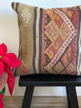 Load image into Gallery viewer, No. 049 Kilim Pillow Case 16”X16” / 41X41 cm
