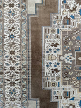 Load image into Gallery viewer, KUBRA 5’9 x9’2 ft / 174 x 280 cm