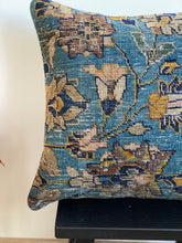 Load image into Gallery viewer, No. 047 Rug Pillow Case (80-90 years old)