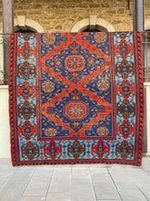 Load image into Gallery viewer, AAGHAA 7’7 X 11’7 FT / 234 X 353 CM