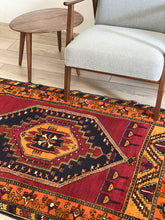 Load image into Gallery viewer, YULA 3’3 x 5’6 ft / 101 x 172 cm