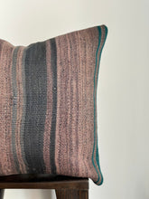 Load image into Gallery viewer, No. 141 Kilim Pillow Case 16”X16” / 41X41 cm
