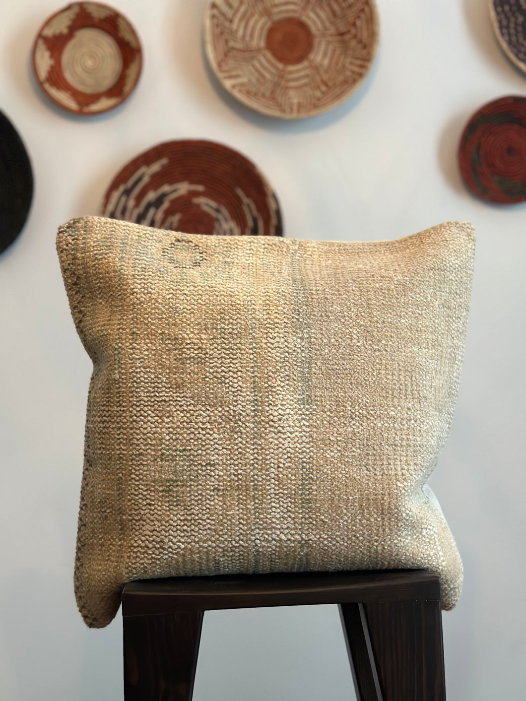 No. 092 Rug Pillow Case 18”x18” /45 x 45 cm