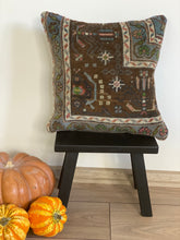 Load image into Gallery viewer, No. 025 Rug Pillow Case 16”X16” / 40X40cm
